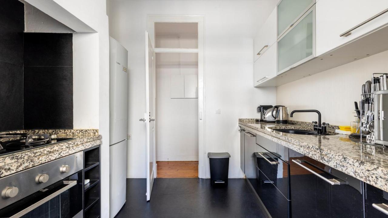 Luxury Apartment In City Centre - Avenida Da Liberdade Lisbon Exterior photo